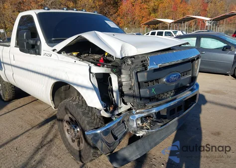 2016 Ford F-250 Xl z USA, uszkodzony, nr VIN 1FTBF2B67GEC28952